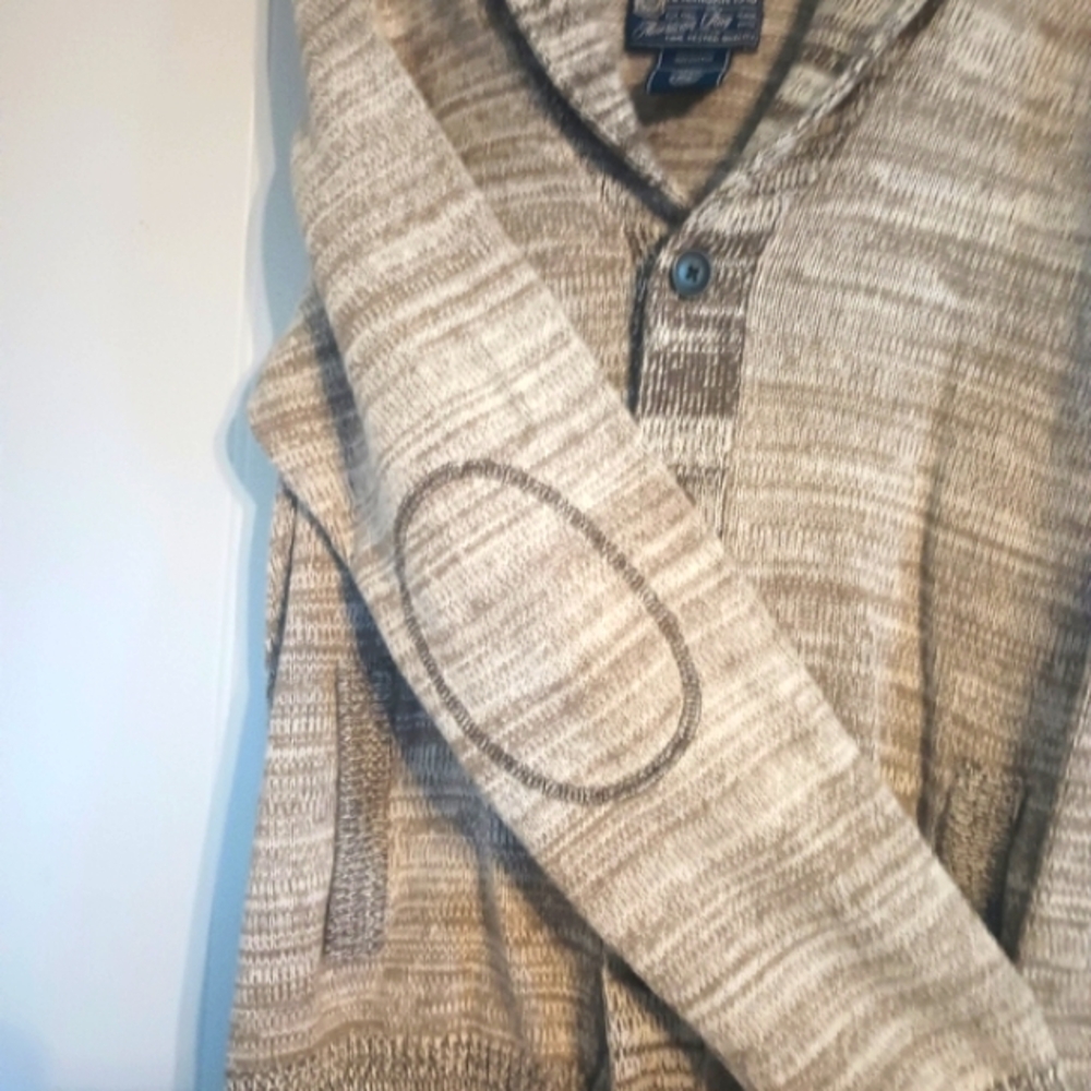 American Rag Sweater - Picture 2 of 8